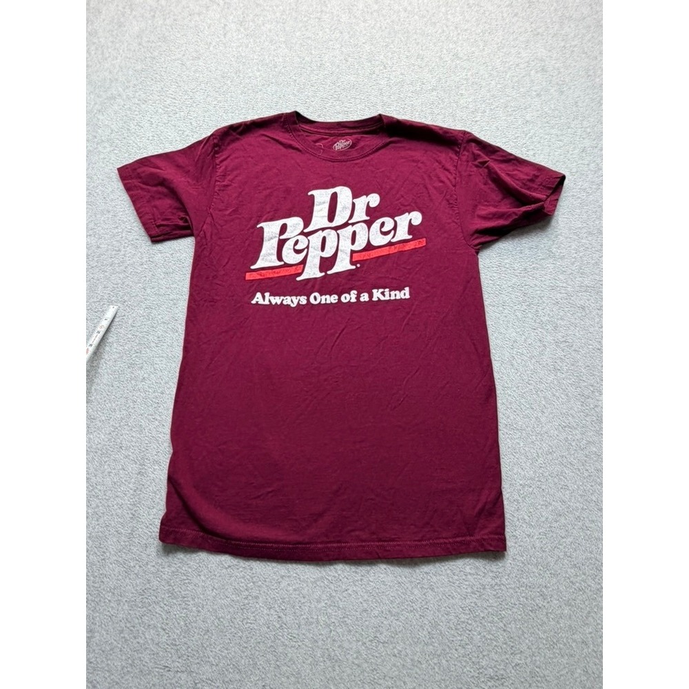 Dr Pepper Graphic T-Shirt Maroon Always One of a Kind Soda Logo Mens Small